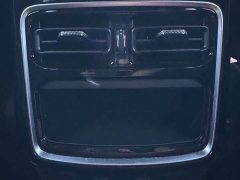Jetour Jietu X70 PLUS 2021 Facelift 1.5T DCT Mountain PRO 5-Seater - ფოტო 17
