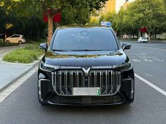 Voyah Lantu Dreamchaser PHEV Extended Range Excellence Edition - ფოტო 2