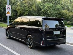 Voyah Lantu Dreamchaser PHEV Extended Range Excellence Edition - ფოტო 7