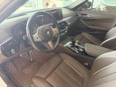 BMW 5 Series 530Li Luxury M Sport Package - ფოტო 4