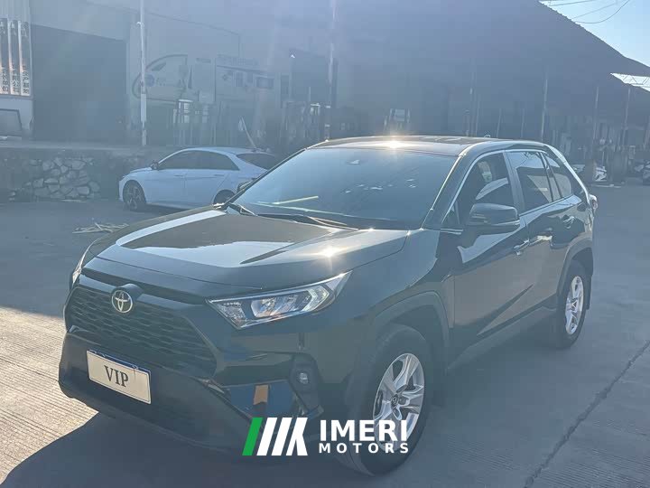 Toyota RAV4 2.0L CVT FWD Urban Edition - ავტომობილი ჩინეთიდან