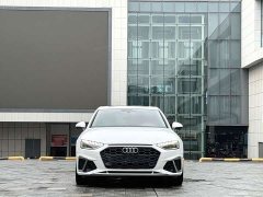 Audi A4L 2022 40 TFSI Fashion Dynamic - ფოტო 2