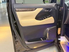 Toyota Vellfire Crown Hybrid 2.5L HV Luxury Edition - ფოტო 16
