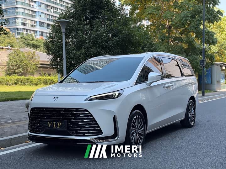 Buick GL8 New Energy Lusang Smart Comfort Edition