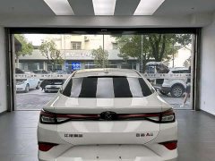 Sihao A5 1.5T CVT Luxury Smart Connected Edition - ფოტო 8