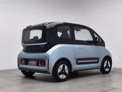 Baojun E300 2020 Plus Star Edition - ფოტო 2