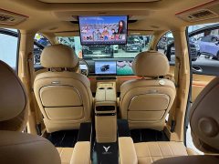 Voyah Lantu Dreamchaser PHEV AWD Luxury Kunpeng Edition - ფოტო 15