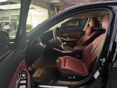 BMW 3 Series 2023 325i M Sport Package - ფოტო 11