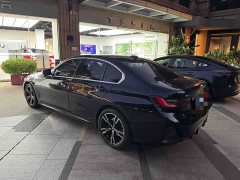 BMW 3 Series 2023 325i M Sport Package - ფოტო 4