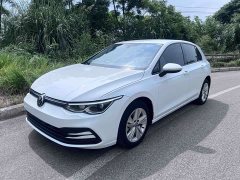 Volkswagen Golf 200TSI DSG - ფოტო 1