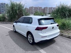 Volkswagen Golf 200TSI DSG - ფოტო 6