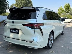 Toyota Sienna 2.5L Hybrid Premium Edition - ფოტო 10