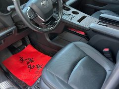 Toyota Sienna 2.5L Hybrid Premium Edition - ფოტო 4