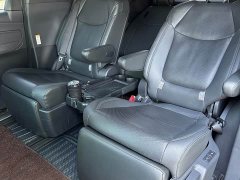 Toyota Sienna 2.5L Hybrid Premium Edition - ფოტო 7