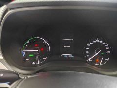 Toyota Gravia 2.5L Hybrid Comfort Edition - ფოტო 11