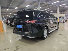 Toyota Gravia 2.5L Hybrid Comfort Edition - ფოტო 14
