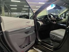 Toyota Gravia 2.5L Hybrid Comfort Edition - ფოტო 4