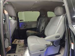 Toyota Gravia 2.5L Hybrid Comfort Edition - ფოტო 6