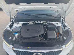 Volvo XC40 B3 Smart Remote Luxury Edition - ფოტო 9