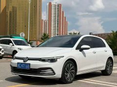 Volkswagen Golf 2023 Facelift 280TSI DSG Pro - ფოტო 1