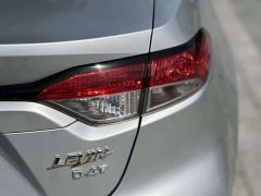 Toyota Corolla 1.8L CVT Luxury - ფოტო 13