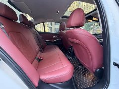 BMW 3 Series 325i M Sport Package - ფოტო 11