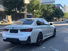 BMW 3 Series 325i M Sport Package - ფოტო 16