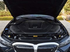 BMW i3 eDrive 35 L - ფოტო 13