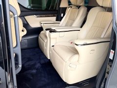 Toyota Vellfire Crown Hybrid 2.5L HV Premium Edition - ფოტო 8