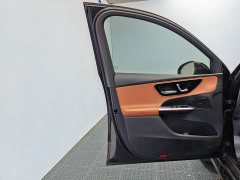 Mercedes-Benz GLC 260 L 4MATIC Luxury 7-Seater - ფოტო 13