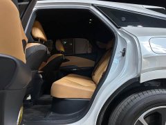 Lexus RX 2025 300 AWD Premium Edition - ფოტო 8