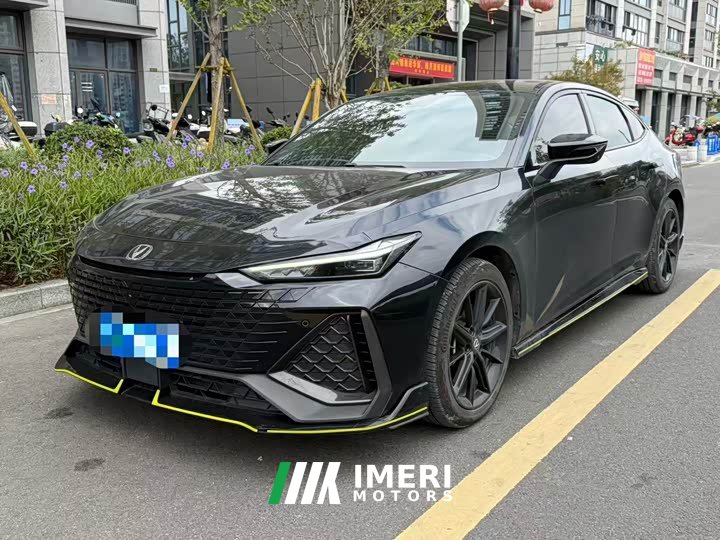 Changan UNI-V 2.0T Leading Speed Edition