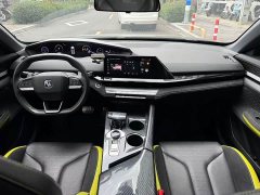 Changan UNI-V 2.0T Leading Speed Edition - ფოტო 7