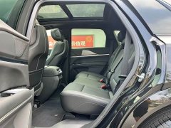 Cadillac XT5 2.0T Luxury - ფოტო 6
