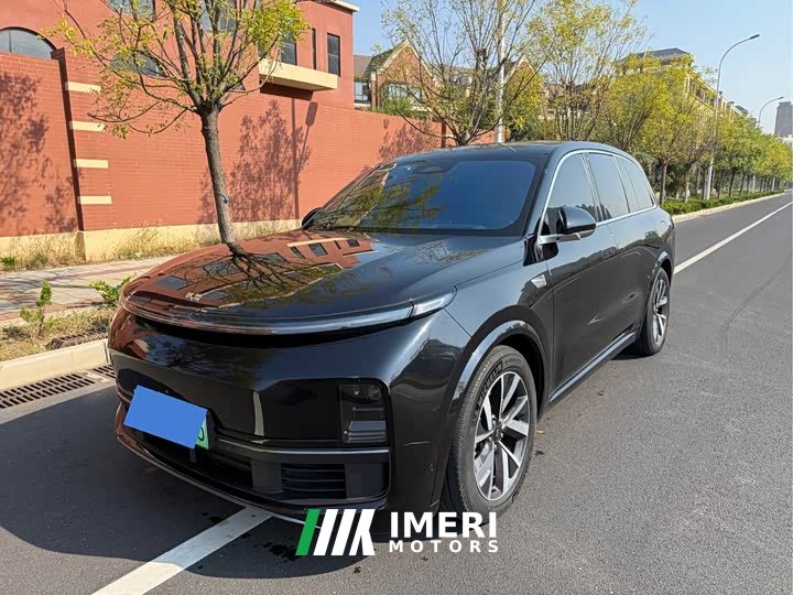 Li Auto L8 Pro - ავტომობილი ჩინეთიდან
