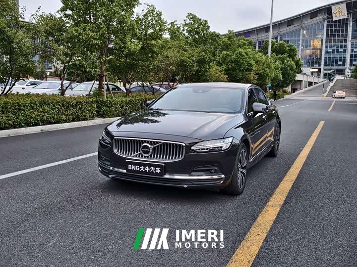 Volvo S90 B5 Intelligent Luxury Edition