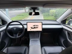 Tesla Model Y Rear-Wheel Drive - ფოტო 5