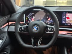 BMW 5 Series Facelift 525Li M Sport Package - ფოტო 11