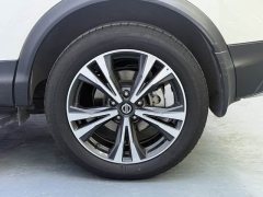 Nissan Qashqai 2.0L CVT XV Premium Luxury - ფოტო 18