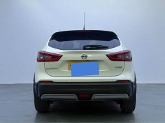 Nissan Qashqai 2.0L CVT XV Premium Luxury - ფოტო 4