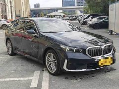 BMW 5 Series 525Li Luxury Package - ფოტო 3