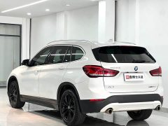 BMW X1 sDrive20Li Fashion Edition - ფოტო 11