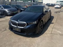 BMW 5 Series 530Li Luxury M Sport Package - ფოტო 1