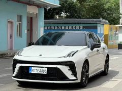 Lynk & Co Geely Lynk & Co 03 2023 1.5T DCT Pro - ფოტო 1