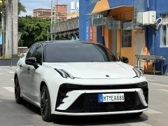 Lynk & Co Geely Lynk & Co 03 2023 1.5T DCT Pro - ფოტო 3