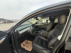 Tesla Model Y Rear-Wheel Drive - ფოტო 11