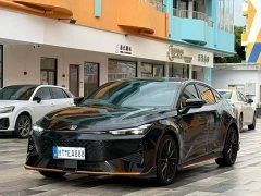 Changan UNI-V 1.5T Premium Sport - ფოტო 1