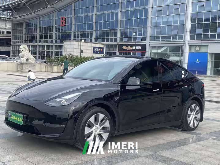 Tesla Model Y Standard Range RWD - ავტომობილი ჩინეთიდან