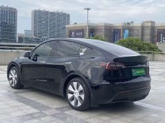 Tesla Model Y Standard Range RWD - ფოტო 15