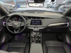 Cadillac XT4 28T FWD Luxury - ფოტო 7
